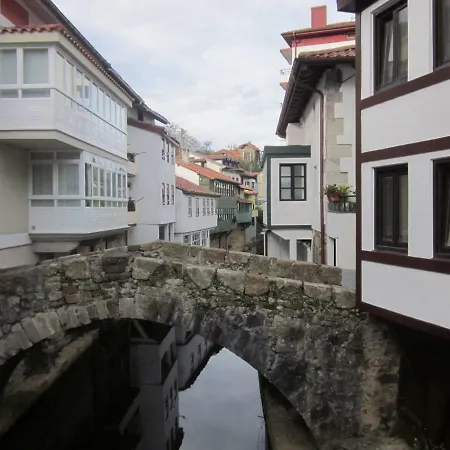 Ea Playa Montana45'guggemhein A 200m Andando Playa Y Del Centro Pueblo アパート エア